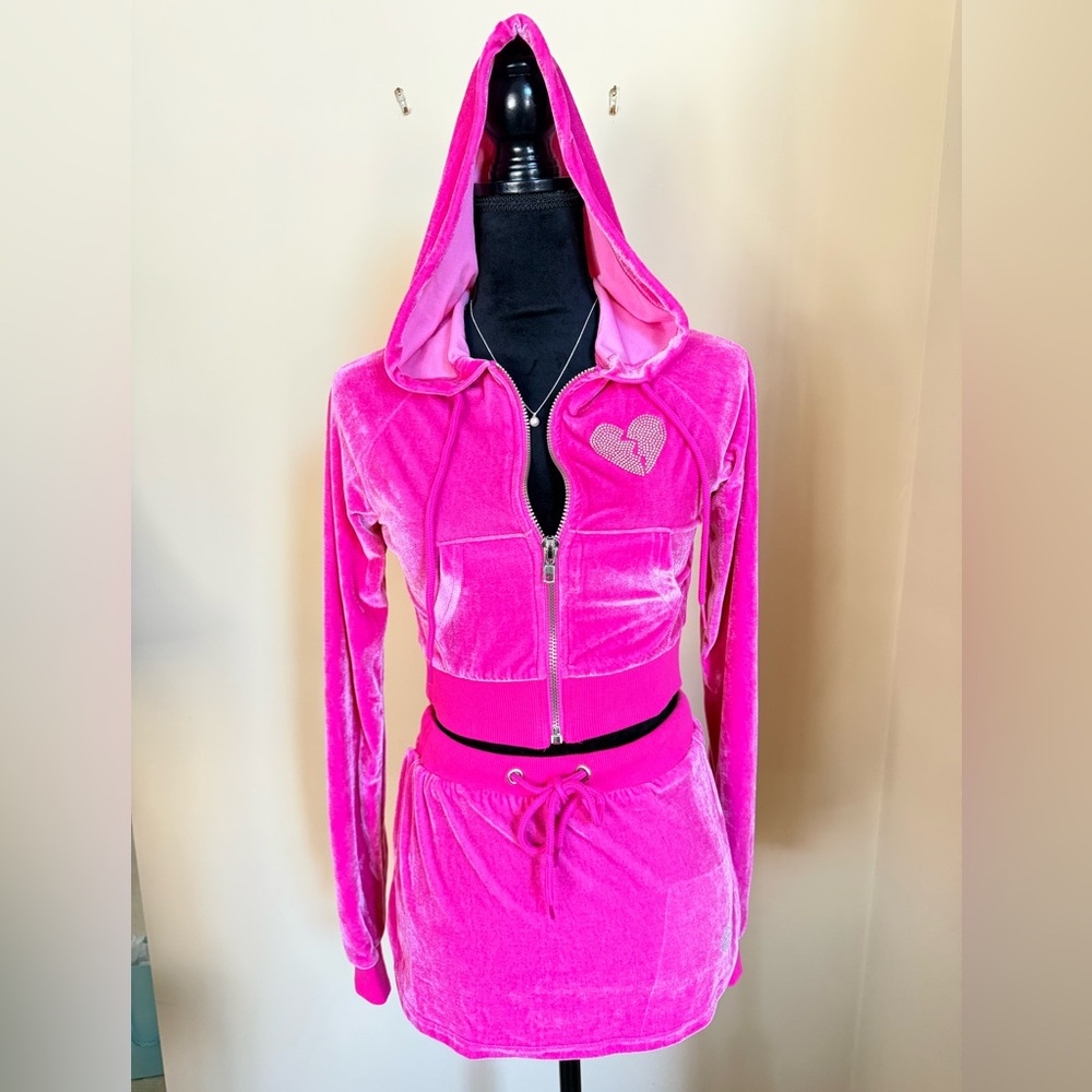 POSTER GIRL Pink Velour Skirt Set